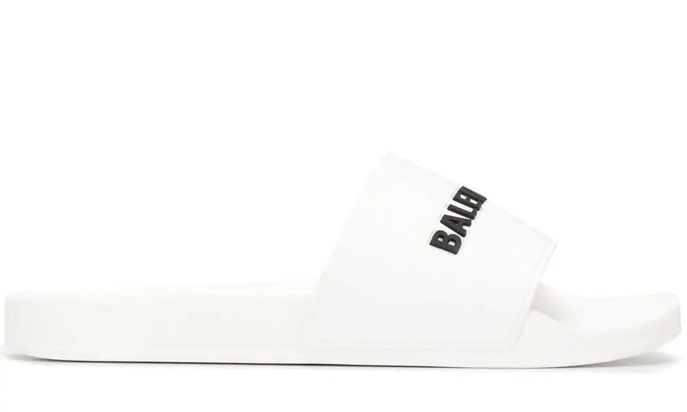 Balenciaga - Logo Embossed Pool Slides – Accessorio premium elegante