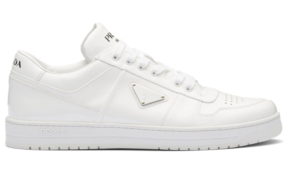 Prada Downtown Leather 'White' – Accessorio premium elegante