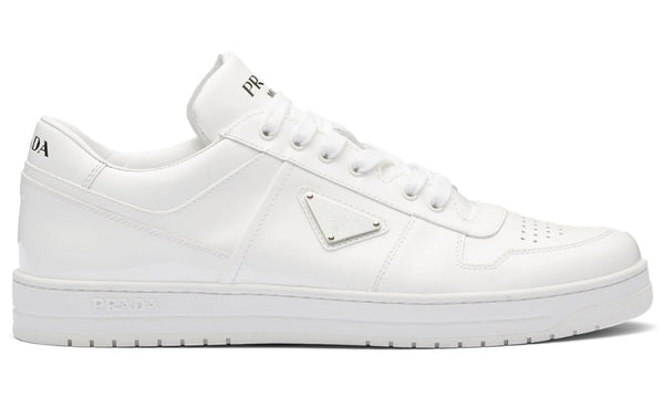 Prada Downtown Leather 'White' – Accessorio premium elegante