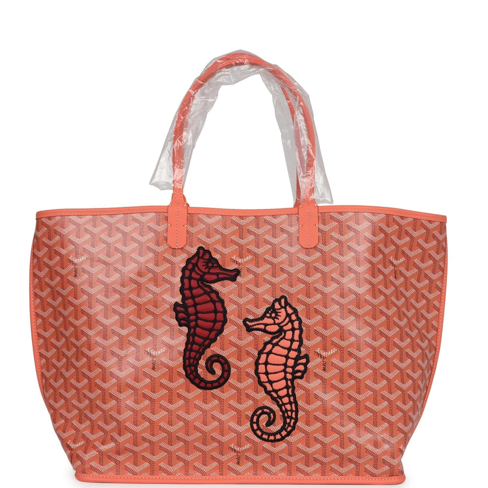 Goyard Goyardine Coral Anjou PM Embroidered Seahorse Bag Palladium Hardware – Accessorio premium elegante