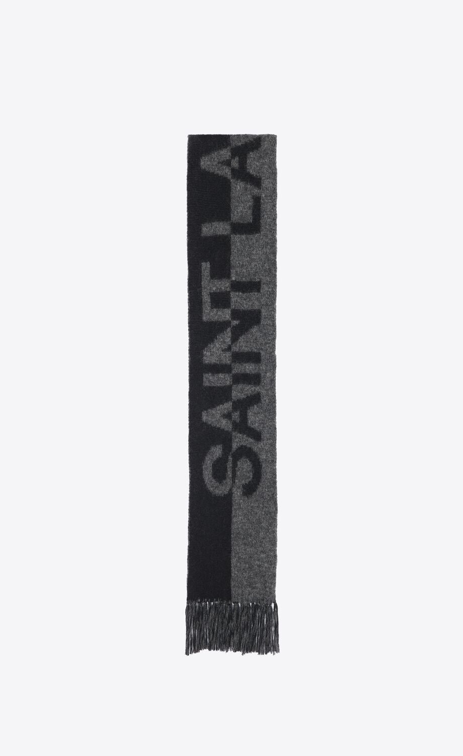 Scarf – Accessorio premium elegante