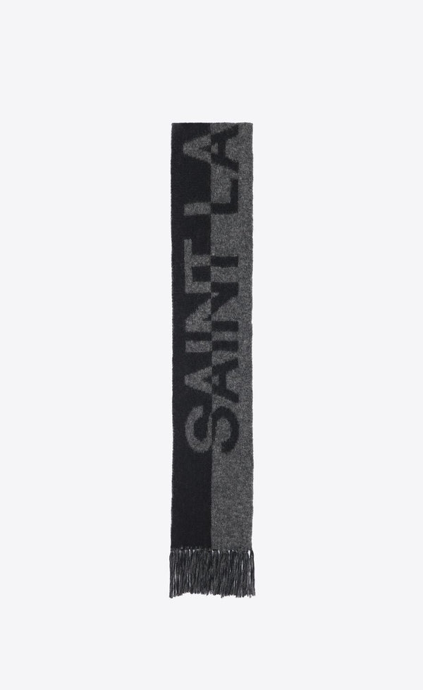 Scarf – Accessorio premium elegante