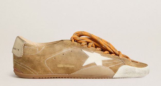 True-Star Donna in suede color tabacco con stella bianca e talloncino platino