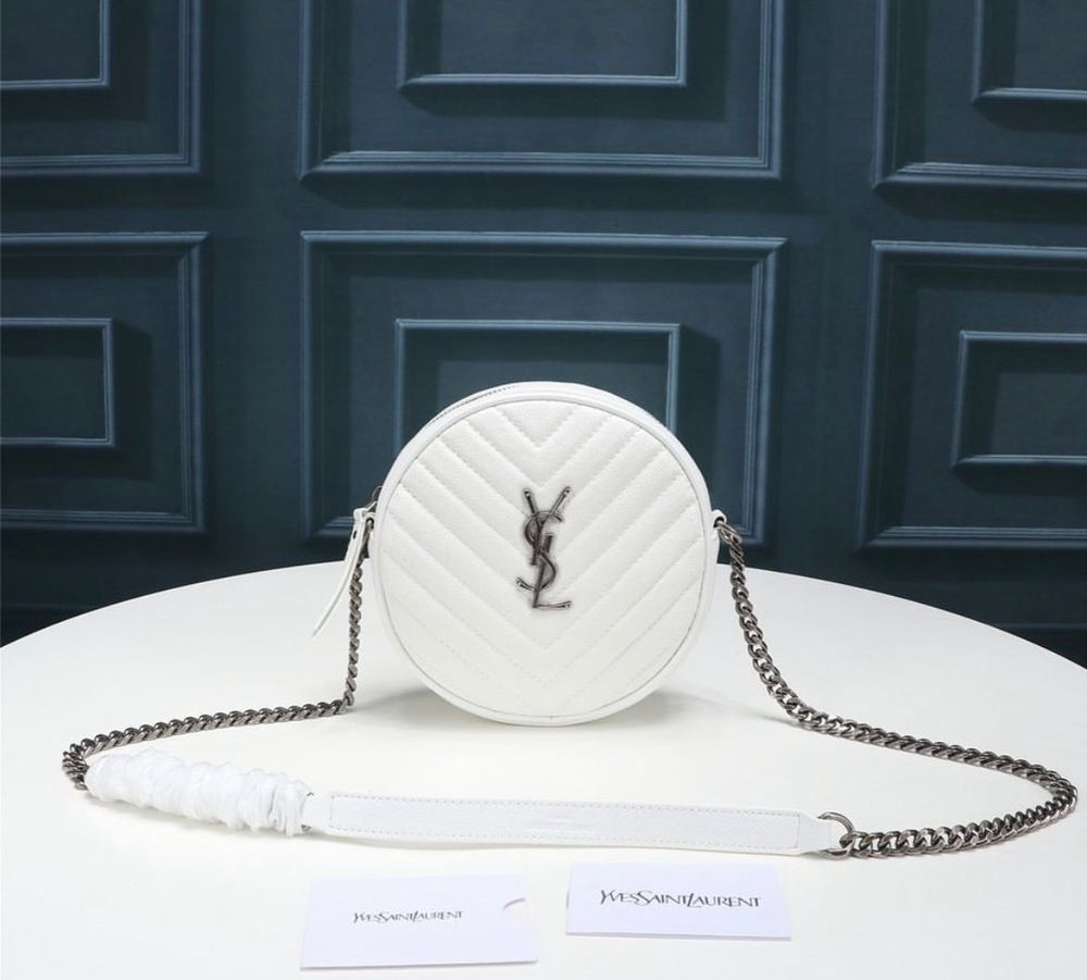 YSL CAMERA BAG VINYLE TONDA IN PELLE WHITE – Accessorio premium elegante