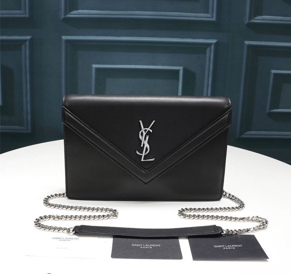 YSL BORSA SATCHEL GABY MINI IN PELLE DI AGNELLO TRAPUNTATA – Accessorio premium elegante