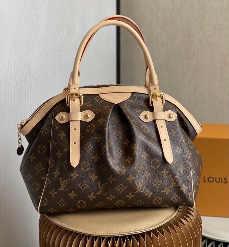 LV Tivoli – Accessorio premium elegante