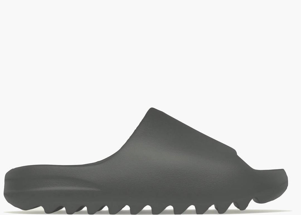 Yeezy Slide Dark Onyx – Accessorio premium elegante