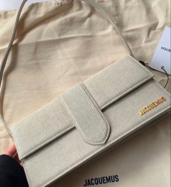 Sac Jacquemus Bambino Long – Accessorio premium elegante