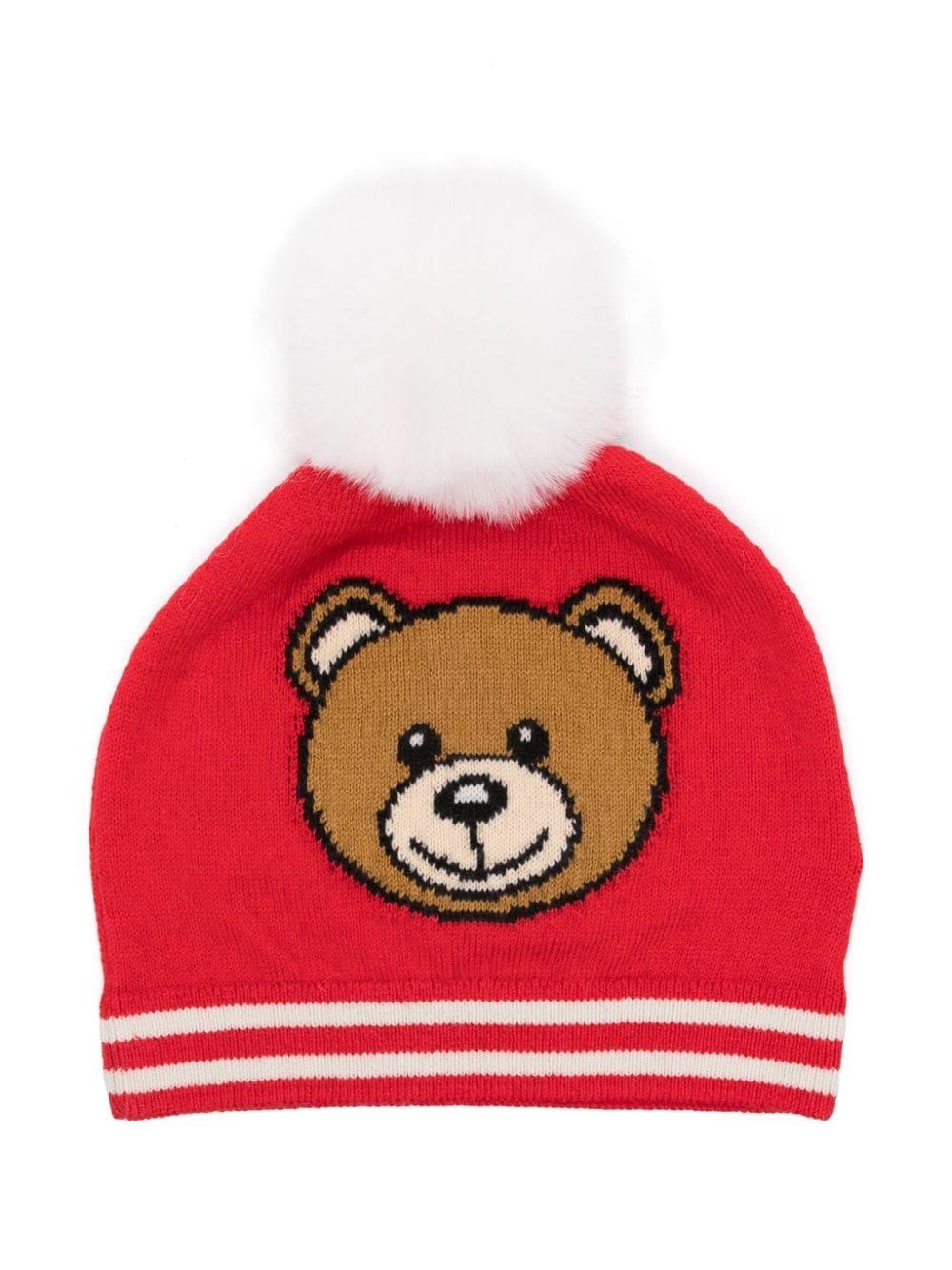 Berretto per neonati Moschino Kids rosso con ricamo Teddy Bear e pompon – Accessorio premium elegante