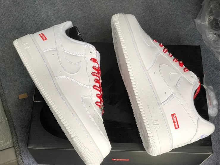 Nike air force 1 supreme – Accessorio premium elegante