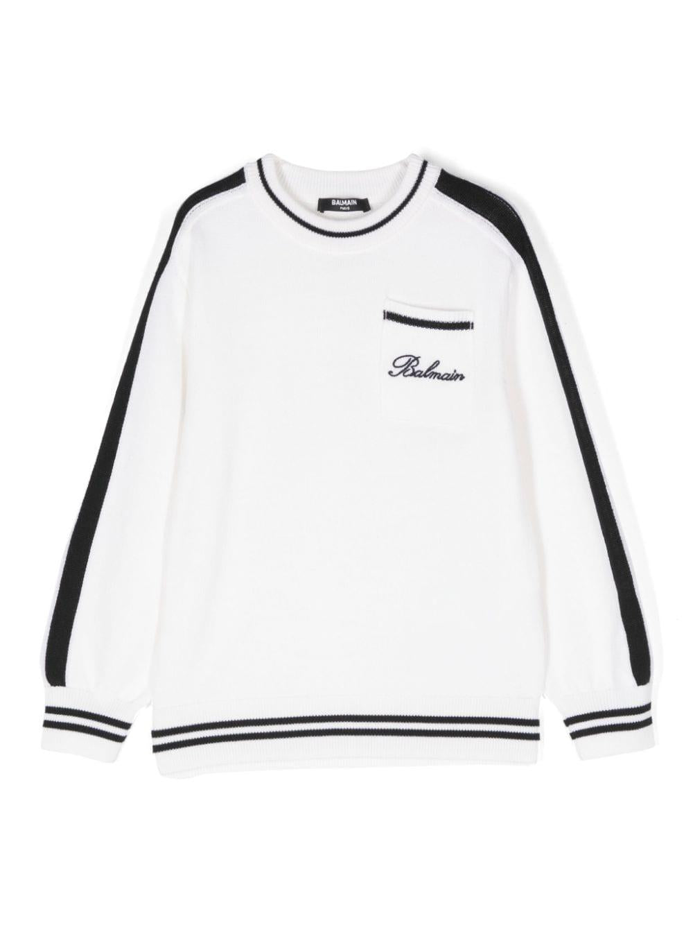 Maglione con logo ricamato per bambino Balmain Kids bianco con bordo a righe – Accessorio premium elegante