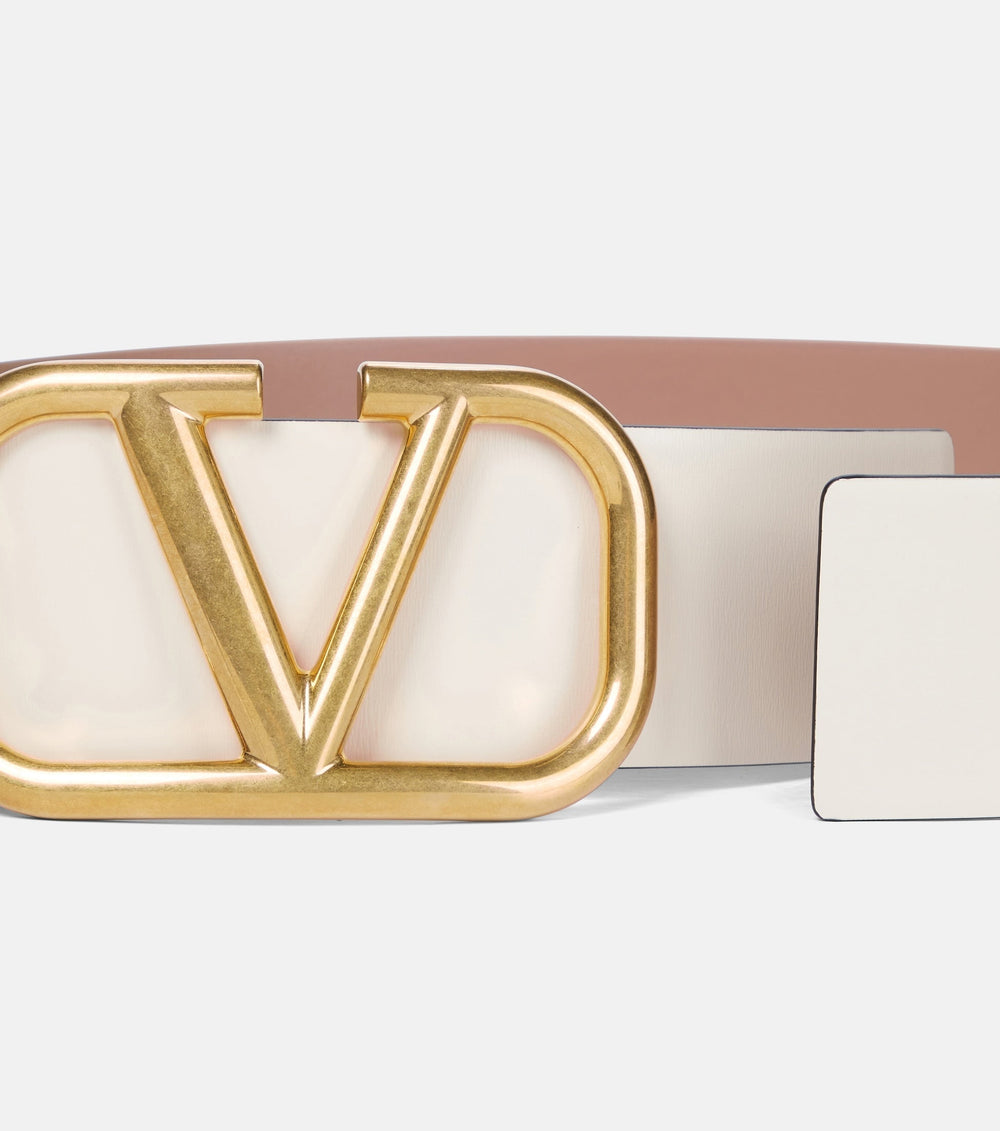 Belt with Buckle – Accessorio premium elegante