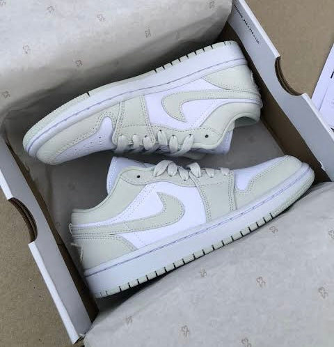 Air Jordan 1 low – Accessorio premium elegante