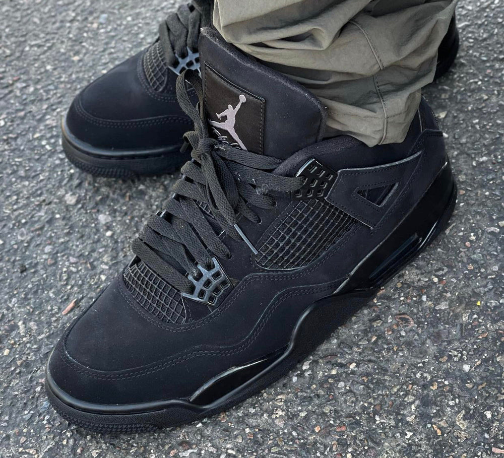 Air Jordan 4 – Accessorio premium elegante