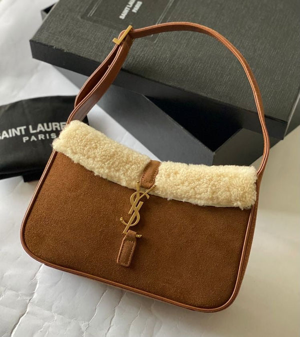 Sac Yves Saint Laurent Hobo – Accessorio premium elegante