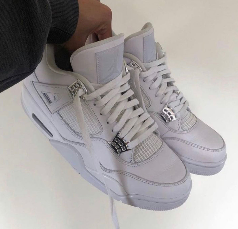 Air Jordan 4 – Accessorio premium elegante
