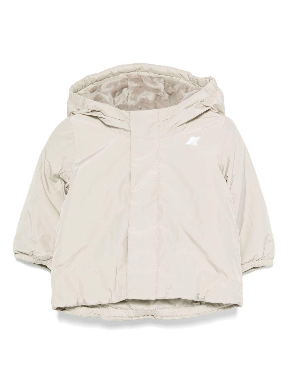 Giacca E.Jack Soft Touch Marmotta per neonato K-Way Kids beige con applicazione con logo sul petto – Accessorio premium elegante