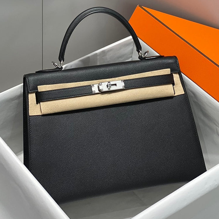 Hermes Black Epsom Leather Kelly 32 Top Handle Bag 249758 – Accessorio premium elegante
