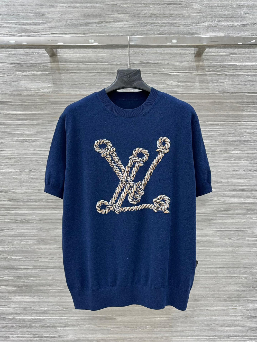 LV 25 Button Rope Jacquard Knitted T-Shirt Blue Wool Polyester – Accessorio premium elegante