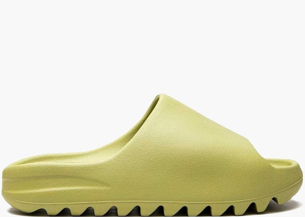 Yeezy Slide Resin – Accessorio premium elegante