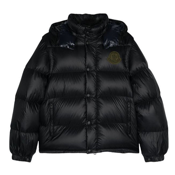 Giubbino Moncler – Accessorio premium elegante