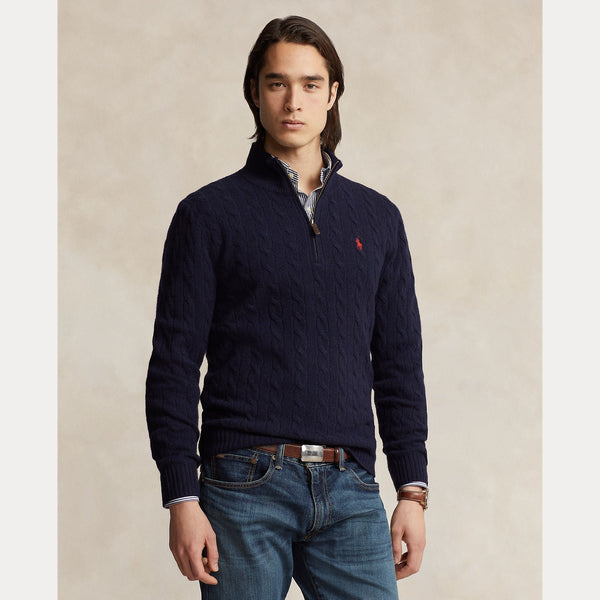CABLE-KNIT WOOL-CASHMERE SWEATER – Accessorio premium elegante