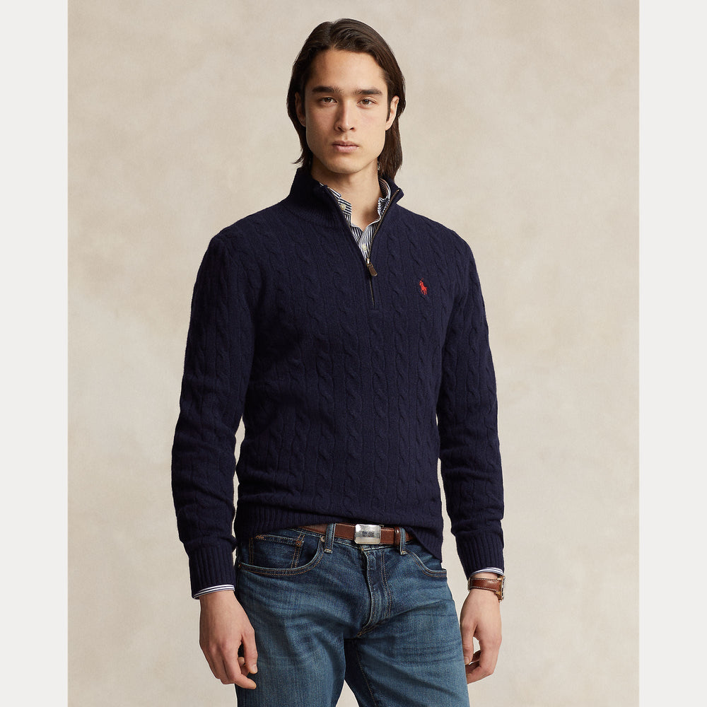 CABLE-KNIT WOOL-CASHMERE SWEATER – Accessorio premium elegante
