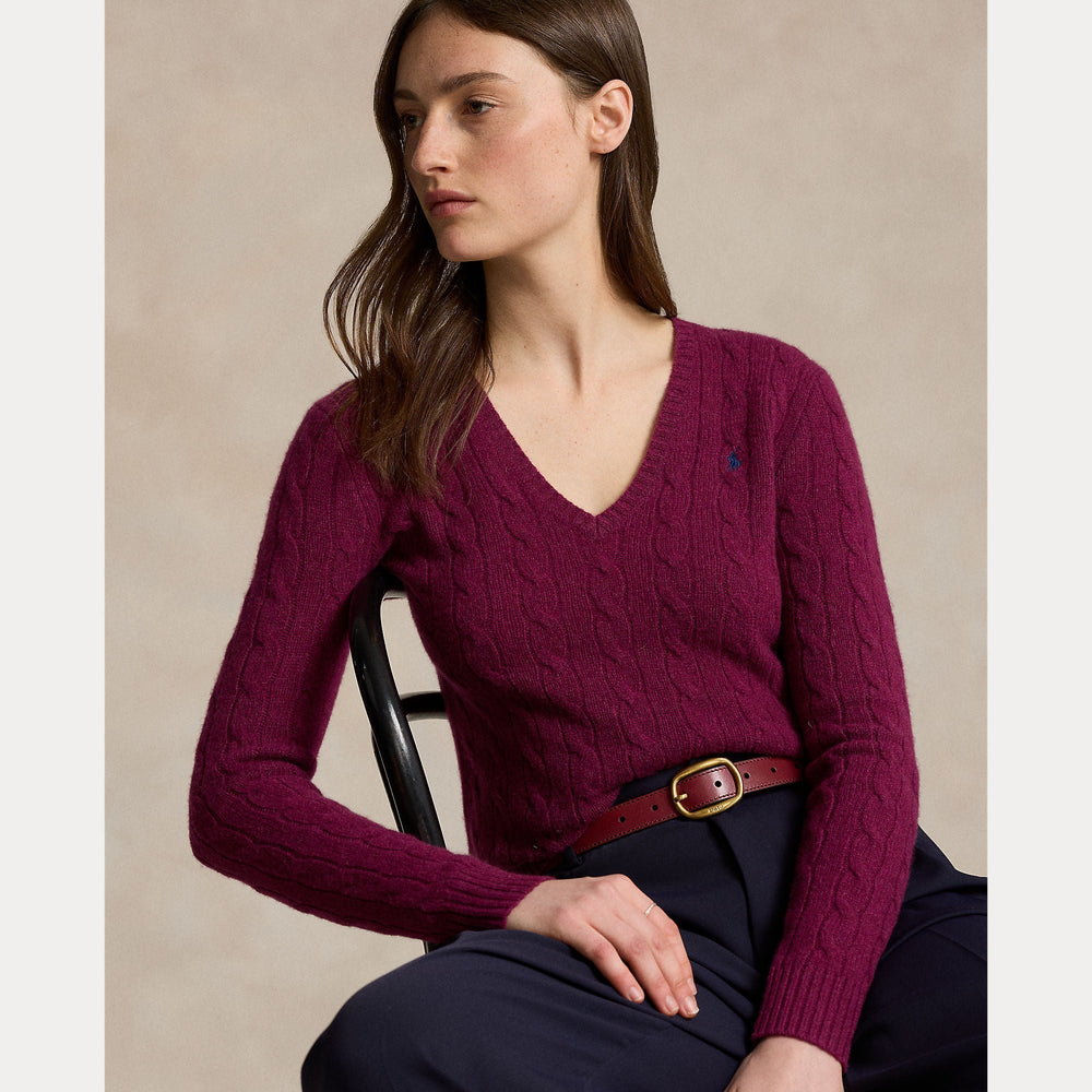 CABLE-KNIT WOOL-CASHMERE V-NECK SWEATER – Accessorio premium elegante