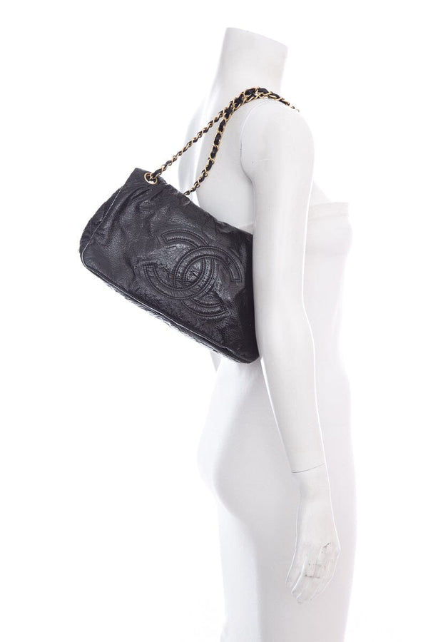 Chanel 2006 Black Vinyl Medium Rock & Chain Flap Handbag – Accessorio premium elegante