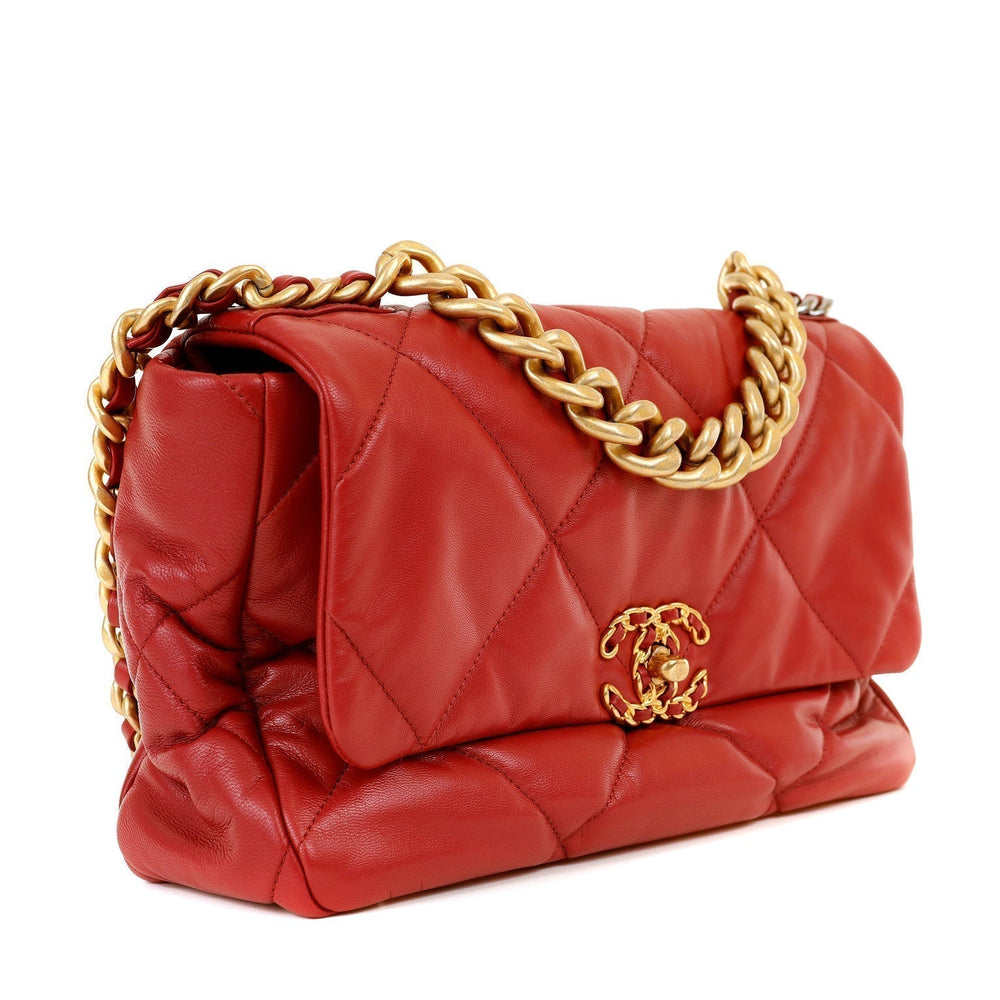 Chanel 19 Red Lipstick Jumbo w/ Multi Hardware – Accessorio premium elegante