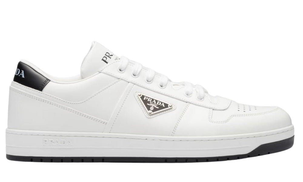 Prada Downtown Leather 'White Black' – Accessorio premium elegante
