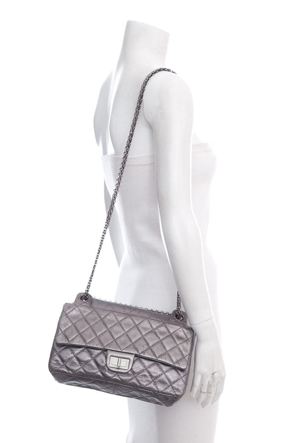 Chanel 2008 Silver Reissue Accordian Handbag – Accessorio premium elegante