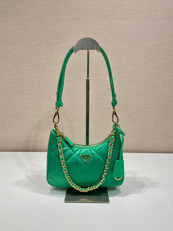 Prada Bag – Accessorio premium elegante