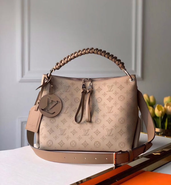 LV Hobo Beaubourg – Accessorio premium elegante
