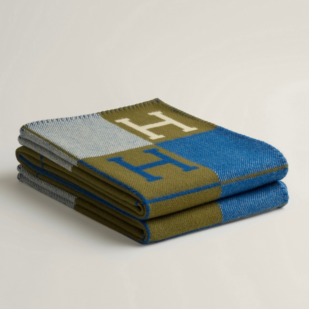 PLAID ORION VERDE – Accessorio premium elegante