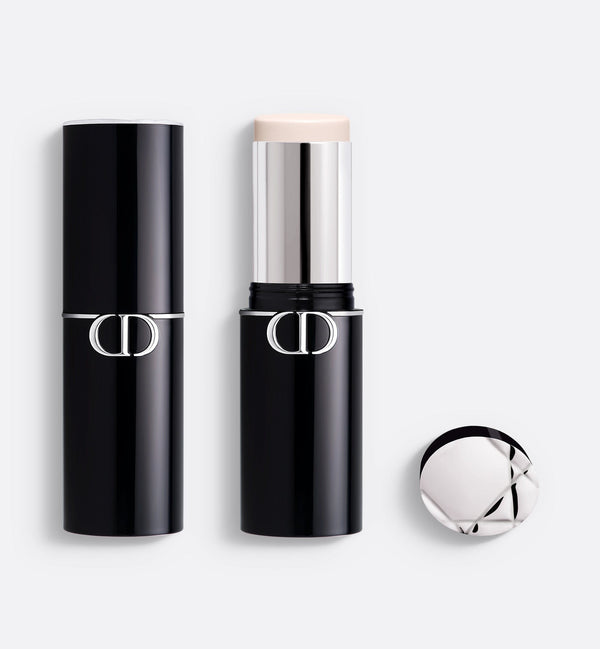 DIOR FOREVER SKIN PERFECT – Accessorio premium elegante