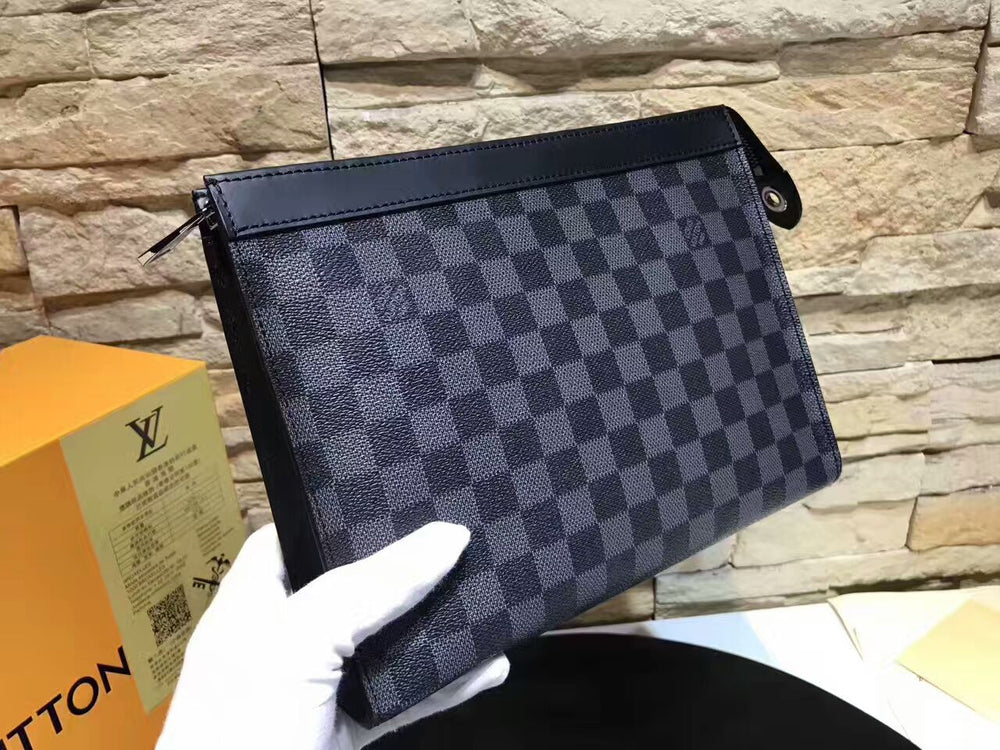 POCHETTE VOYAGE MM – Accessorio premium elegante