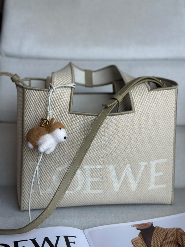 LOEWE – Accessorio premium elegante
