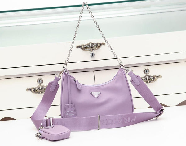 PRADA RE-EDITION 2005 IN RE-NYLON – Accessorio premium elegante