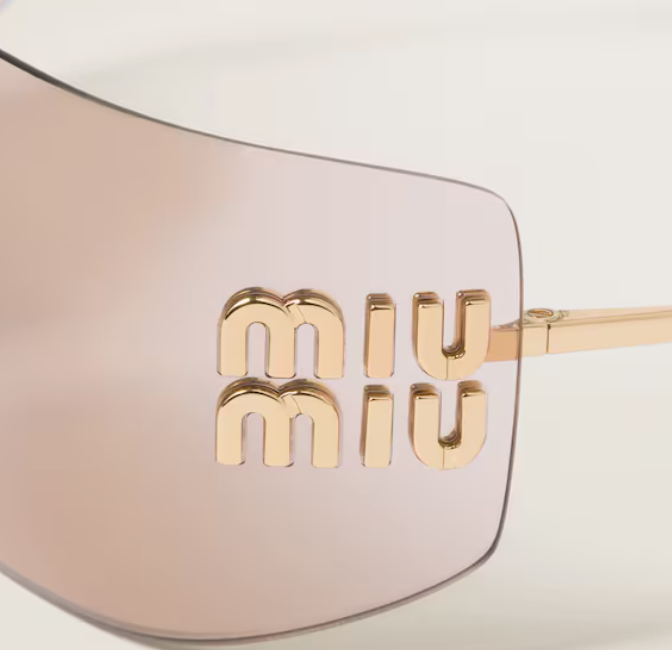 Occhiali da sole Miu Miu Runway Pink – Accessorio premium elegante