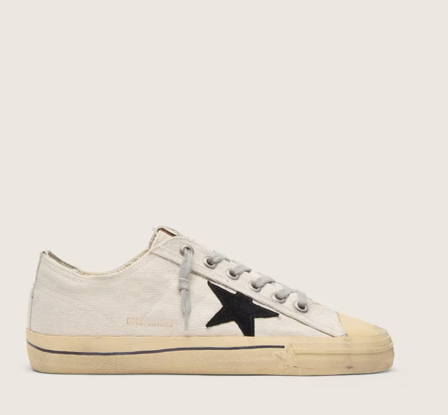 V-Star con stella in suede nero e scritta ricamata