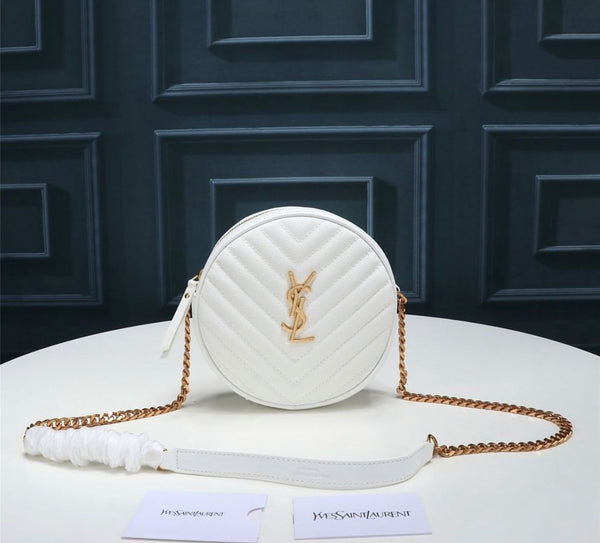 YSL CAMERA BAG VINYLE TONDA IN PELLE WHITE – Accessorio premium elegante