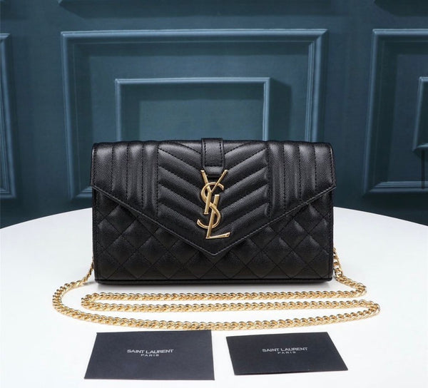 YSL BORSA ENVELOPE GRAIN DE POUDRE MIX MATELASSÉ BLACK – Accessorio premium elegante