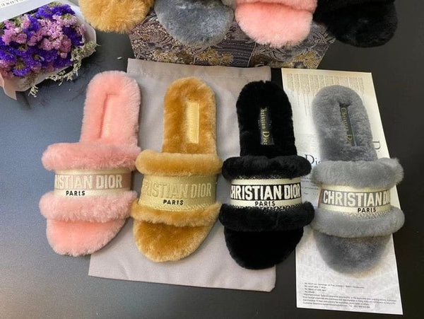 Dior pantofole – Accessorio premium elegante