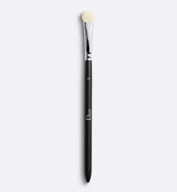 DIOR BACKSTAGE EYESHADOW SHADER BRUSH N° 21 – Accessorio premium elegante