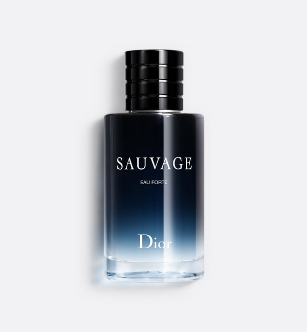 SAUVAGE EAU FORTE – Accessorio premium elegante