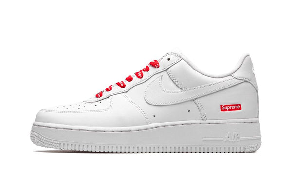 AF1 X SUPREME – Accessorio premium elegante