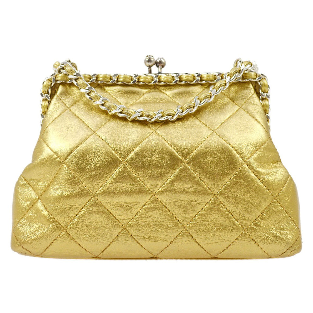 CHANEL 1994-1996 Gold Lambskin SHW Kisslock Shoulder Bag – Accessorio premium elegante
