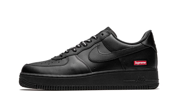 AF1 X SUPREME – Accessorio premium elegante