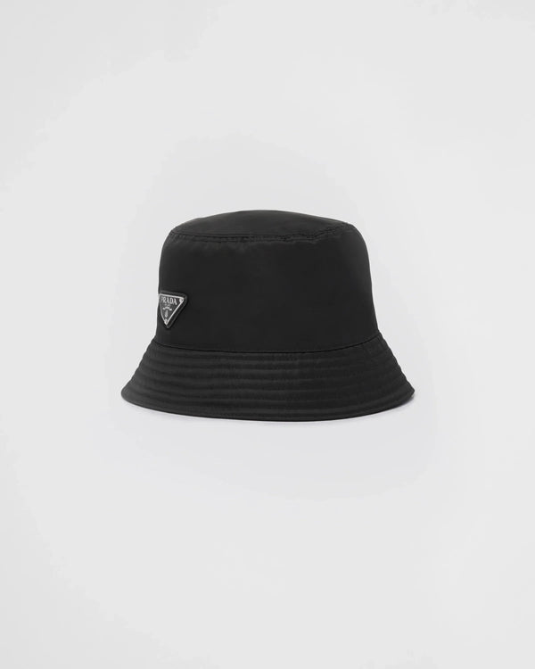 Prada Caps – Accessorio premium elegante